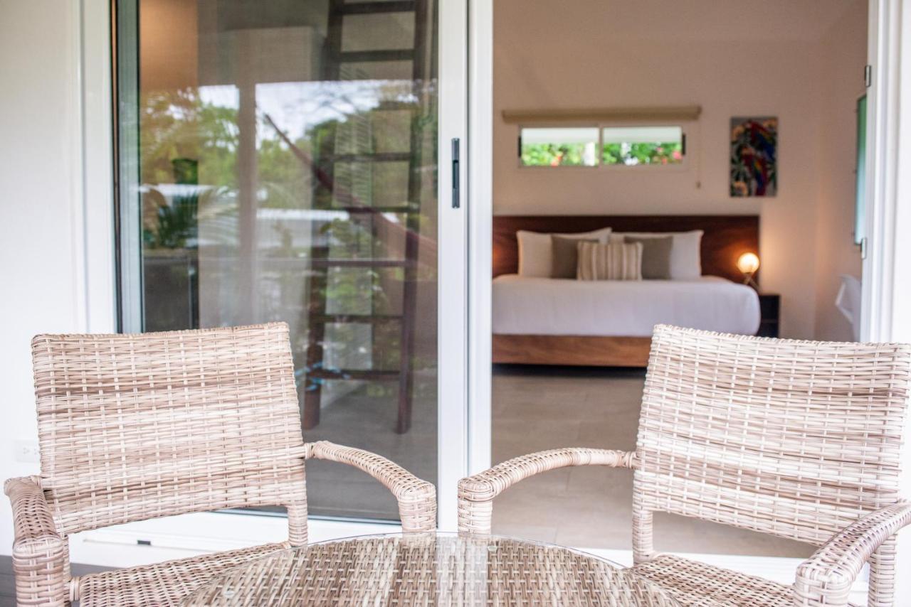 Aves Hotel Montezuma Bagian luar foto