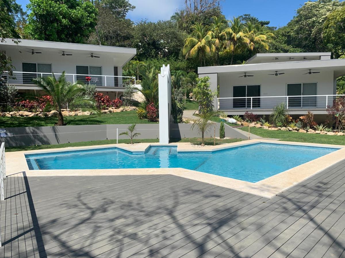 Aves Hotel Montezuma Bagian luar foto